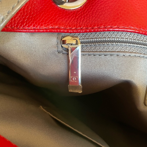 RARE!!! CHANEL PST XL RED QUILTED CAVIAR - Picture 15 of 16